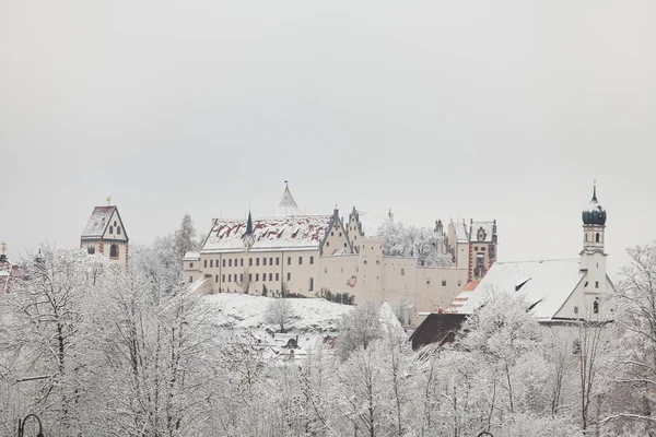 Φούσεν κάστρο στο χειμωνιάτικο τοπίο — Φωτογραφία Αρχείου