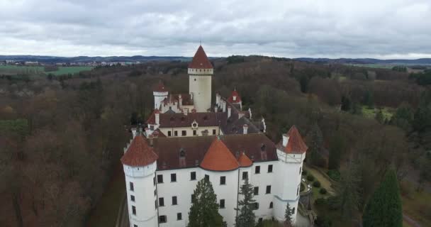 Vista aérea del castillo de Konopiste — Vídeos de Stock