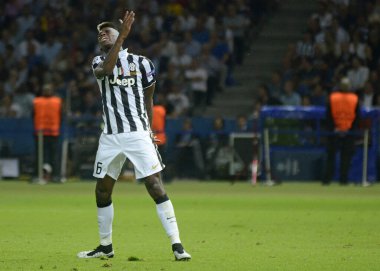 BERLIN, GERMANY - 6 Haziran 2015: Olympiastadion 'da Juventus Torino ve FC Barcelona arasında oynanan 2014 / 15 UEFA Şampiyonlar Ligi Finali sırasında çekilmiştir..