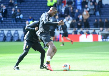 LONDON, ENGLAND - MArch 1, 2020: Wolverhampton 'dan Willy Boly Tottenham Hotspur FC ile Wolverhampton FC arasında oynanan 2020 / 21 Premier League maçı sırasında Tottenham Hotspur Stadyumu' nda çekilmiştir..