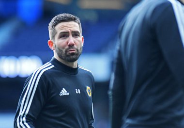 LONDON, ENGLAND - MArch 1, 2020: Wolverhampton 'dan Joao Moutinho Tottenham Hotspur FC ile Wolverhampton FC arasında oynanan 2020 / 21 Premier Lig maçı öncesinde Tottenham Hotspur Stadyumu' nda çekilmiştir..