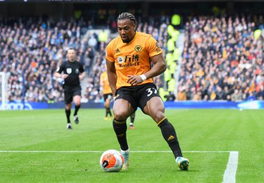 LONDON, ENGLAND - MArch 1, 2020: Wolverhampton 'dan Adama Traore Tottenham Hotspur FC ile Wolverhampton FC arasında oynanan 2020 / 21 Premier League maçı sırasında Tottenham Hotspur Stadyumu' nda çekilmiştir..