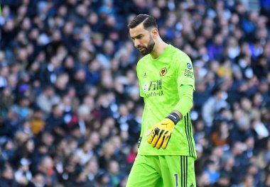 LONDON, ENGLAND - MArch 1, 2020: Wolverhampton 'dan Rui Patricio Tottenham Hotspur FC ile Wolverhampton FC arasında oynanan 2020 / 21 Premier League maçı sırasında Tottenham Hotspur Stadyumu' nda çekilmiştir..