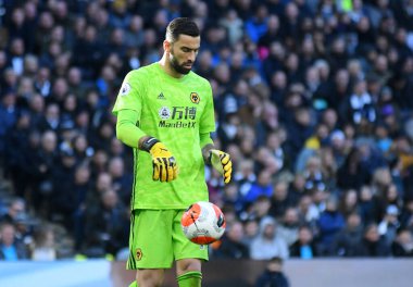 LONDON, ENGLAND - MArch 1, 2020: Wolverhampton 'dan Rui Patricio Tottenham Hotspur FC ile Wolverhampton FC arasında oynanan 2020 / 21 Premier League maçı sırasında Tottenham Hotspur Stadyumu' nda çekilmiştir..