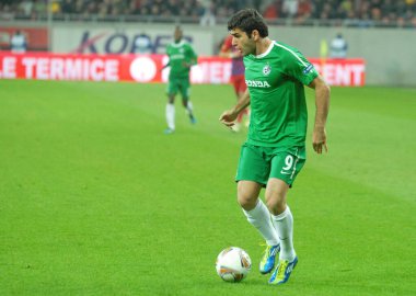 BUCHAREST, ROMANIA - NOVEMBER 3, 2011: Ulusal Arena 'da FCSB ve Maccabi Hayfa arasında oynanan UEFA Avrupa Ligi Grubu J maçı sırasında Maccabi Dvalishvili.