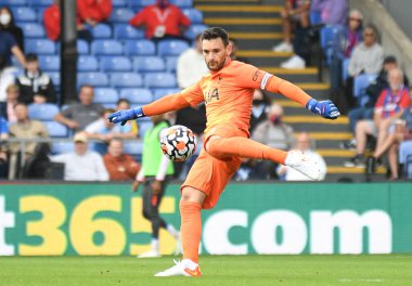 LONDON, ENGLAND - 11 Eylül 2021: Tottenham 'dan Hugo Lloris, Crystal Palace FC ve Tottenham Hotspur FC arasında oynanan 2021 / 22 Premier League maçında çekildi. Telif Hakkı: Cosmin Iftode / Picstaff