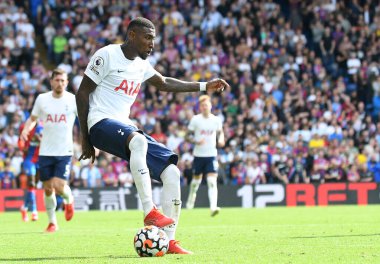 LONDON, ENGLAND - SEPTEMBER 11, 2021: Emerson Royal (Emerson Aparecido Leite de Souza Junior) 2021 / 22 Premier Lig maçında çekildi..