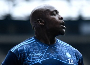 MILTON KEYNES, ENGLAND - 25 EPTEMBER 2021: Wycombe 'den Saheed Adebayo Akinfenwa, MK Dons FC ve Wycombe Wanderers MK' de oynanan 2021 / 22 SkyBet EFL League 1 maçı öncesinde resmedildi. Telif Hakkı: Cosmin Iftode / Picstaff