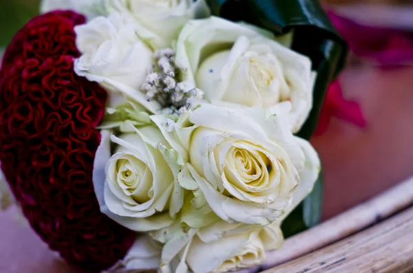 Csokor Rózsa a menyasszony — Stock Fotó