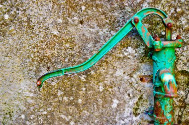 Eski pompası içme suyu