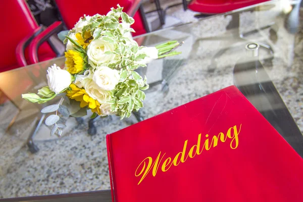 wedding book to write the names of the newlyweds on their most beautiful day
