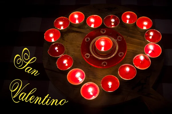 Corazón arde de amor por el Día de San Valentín — Foto de Stock