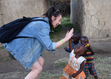 Kenya 'daki Masai Mara Ulusal Parkı' nda gün batımı manzarası