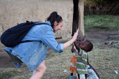 Kenya 'daki Masai Mara Ulusal Parkı' nda gün batımı manzarası