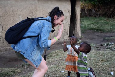 Kenya 'daki Masai Mara Ulusal Parkı' nda gün batımı manzarası