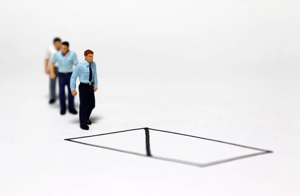 Concept Sudden Dismissal Miniature People Standing Front Hall — Stock Photo, Image