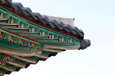  Kore 'de geleneksel ev saçağının görünen yüzü..