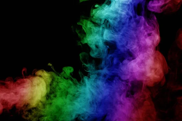 Abstract Rook Geïsoleerd Zwarte Achtergrond Rainbow Powder — Stockfoto