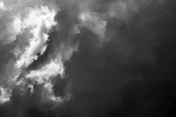 Nube Strutturata Bianco Astratto Isolato Sfondo Nero — Foto Stock