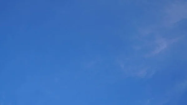 Fehér Felhő Kék Háttér Másolási Hely — Stock Fotó