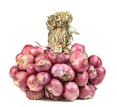 arpacık soğanı beyaz arkaplanda izole