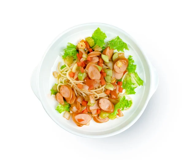 Fideos Espagueti Con Salsa Salchichas Tomates Plato Aislado Sobre Fondo —  Fotos de Stock