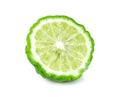 taze bergamot meyvesi beyaz arka planda yarı izole