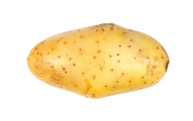 Patatesler beyaz arkaplanda izole