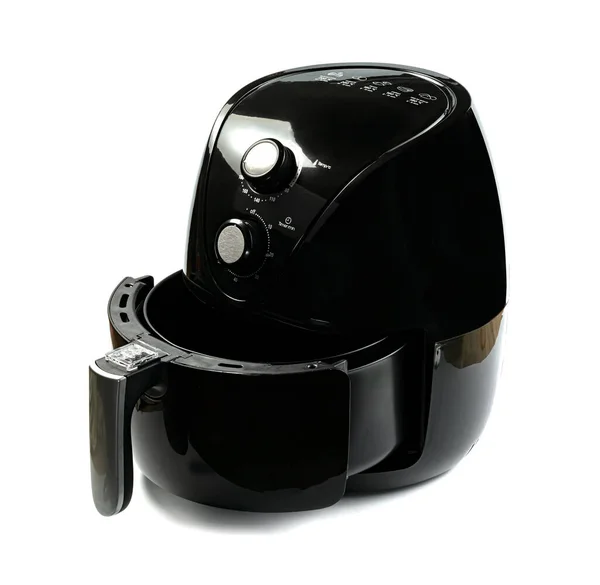 Siyah hava kızartma makinesi ya da fritöz makinesi beyaz arka planda izole edilmiş. 