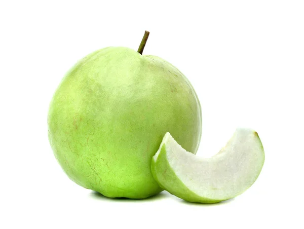 Grön Guava Frukt Skiva Isolerad Vit Bakgrund — Stockfoto