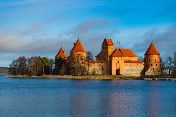 Castelo Medieval Trakai Vilnius Lituânia Europa Oriental Localizado Entre Belos — Fotografia de Stock