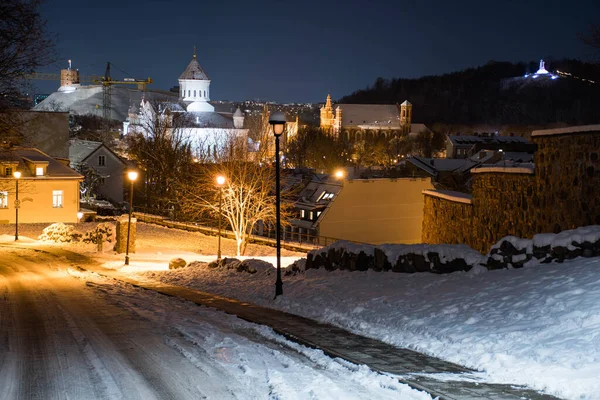 Vilnius Eski Kasabası Nın Panoramik Manzarası Akşam Veya Gece Görüşü — Stok fotoğraf