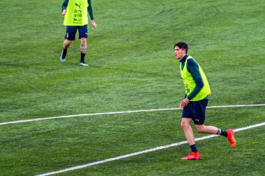 Vilnius, Litvanya - 30 Mart 2021: İtalya ve İç Savunma Bakanı Alessandro Bastoni Litvanya - Katar 2022 Dünya Kupası eleme maçından önce İtalya 