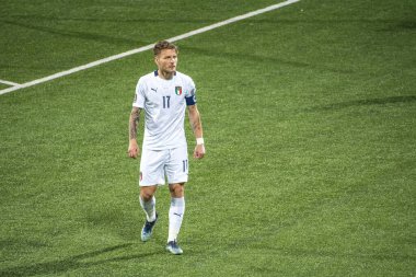 Vilnius, Litvanya - 31 Mart 2021: İtalya Futbol Takımı oyuncusu ve kaptanı Ciro Immobile, Litvanya-İtalya, Katar 2022 Dünya Kupası ön eleme karşılaşması sırasında Lazio