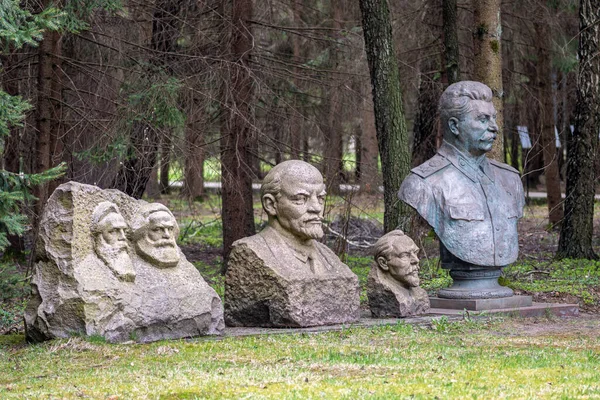 Druskininkai Lithuania May 2021 Stalin Bronze Sculpture Bust Lenin Marx — Stock Photo, Image