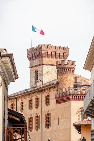 Castillo Medieval Barolo Piamonte Distrito Vinícola Langhe Patrimonio Uneso Italia —  Fotos de Stock