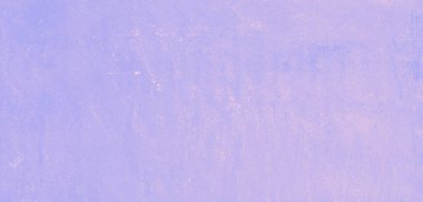 Menekşe, eski, sıkıntılı, sarı lekeli grunge betonun elle boyanmış desen tasarımı. Hasarlı desenli benekli çimento arka planı web afişi olarak.