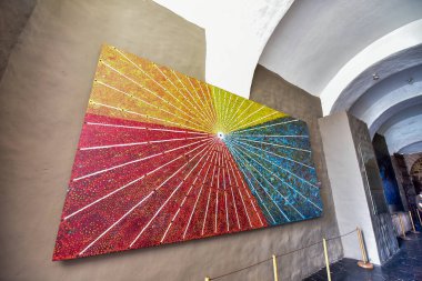 Qorikancha (Altın Bölge) - Güneş Tapınağı - Cusco, yaratıcı tanrı Viracocha, ay tanrıçası Quilla ve güneş tanrısı İnti gibi önemli İnka tanrılarına adanmıştır.