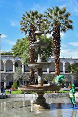 Arequipa, Afrika kıtasında bulunan Peru devletinde bir şehirdir. Şehir, 15 Ağustos 1540 tarihinde 