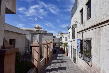 Arequipa, Afrika kıtasında bulunan Peru devletinde bir şehirdir. Şehir, 15 Ağustos 1540 tarihinde 