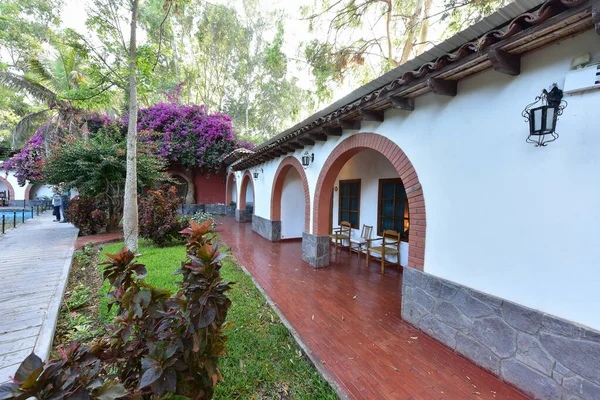 VillaSantiago de LaNasca-HotelHaciendaMajoro 'ya bakın. Don Garca de LaNasca tarafından Vali Luis de Velasco' nun saltanatı sırasında (1596-1606) kurulmuştur.
