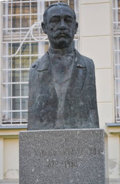 View Alba Carolina Kalesi - heykel - Büyük Romalılar Birliği 'nin kalbi - Alba Iulia, bugün konuşmayan kale, duvarlarının gücü ile, Roma geçmişi hakkında