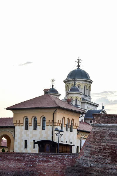 Kilátás Szentháromságnak Szentelt Alba Iulia Koronázási Katedrális Román Királyi Ház — Stock Fotó