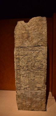 Ulusal Antropoloji Müzesi -Mexico City-çanak çömleği, heykeller, taş heykel - bir ulusal Meksika müzesidir. Müze, Aztek takvimi gibi Meksika öncesi dönemden kalma önemli arkeolojik ve antropolojik eserler içerir.