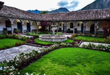 San Agustin Manastırı de la Recoleta Oteli 17. yüzyılda inşa edilmiş tarihi bir anıttır. Bu büyüleyici otel Kutsal Vadi 'de Kutsal Vadi' nin en önemli arkeolojik kalıntılarına yakındır.  