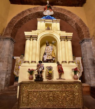 San Agustin Manastırı (İngilizce: San Agustin Monasterio de la Recoleta - view in - Hotel) 17. yüzyılda inşa edilmiş tarihi bir dinsel anıttır. Bu büyüleyici otel Kutsal Vadi 'de Kutsal Vadi' nin en önemli arkeolojik kalıntılarına yakındır.. 