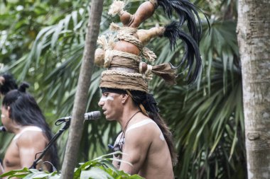 Xcaret Parkı - Riviera Maya - Meksika Dansçıları, Meksika 'nın Quintana Roo eyaletinden Karayipler kıyısında yer alan Riviera Maya' da bir eğlence parkı, tatil köyü ve eko-turizm gelişimi.. 