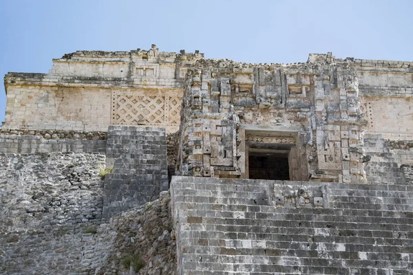 Pirámide Del Mago Una Pirámide Mesoamericana Ubicada Antigua Ciudad Precolombina —  Fotos de Stock