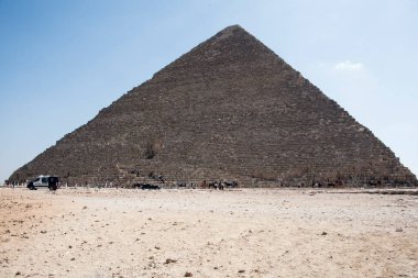 Büyük Giza Piramidi 'ndeki mimari detaylar - Cheops Piramidi (Khufu) 43 yüzyıldan uzun süredir dünyanın en yüksek binasıydı ve antik dünyanın yedi harikası listesindeki tek piramittir..
