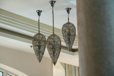 Hurghada tatil köyündeki otel konumu - Mısır (iç görünüm) mobilyalı otel resepsiyon odası, modern malzemelerden yapılmış doğu mimarisi bekleme odası